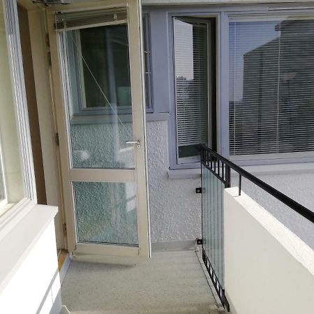 Fantastic Apartment In Hip Area Of Kallio Helsinki Bagian luar foto